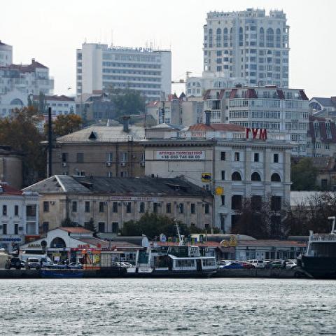 Не морем единым: мосту через Севастопольскую бухту дали "добро"  