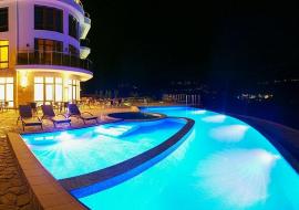 Восход - Алушта гостиница  с басейном
